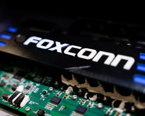 Foxconn January revenue up 3.16% y/y, sees strong growth in Q1