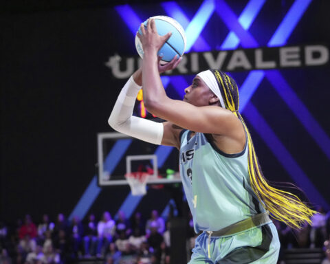 Aaliyah Edwards shocks Breanna Stewart 12-0 in opening round of Unrivaled 1-on-1 tournament
