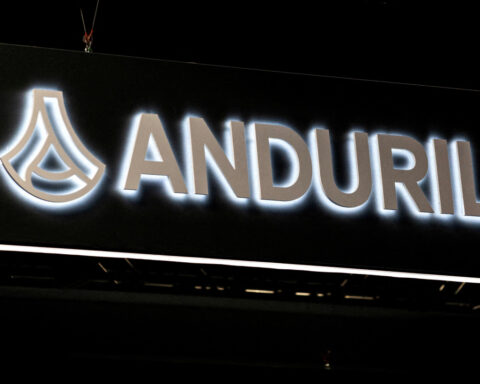 Anduril takes over Microsoft's $22 billion US Army headset program