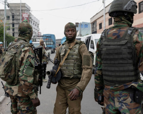 M23 rebels threaten to advance on Bukavu as fighting flares
