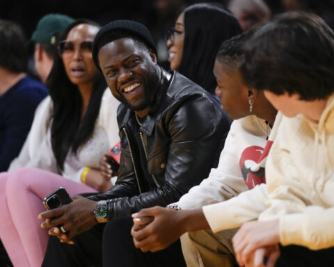 Kevin Hart will be the on-court emcee for Sunday's NBA All-Star tournament in San Francisco