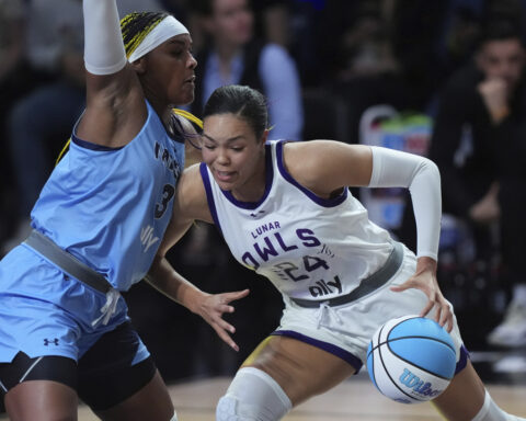 Eighth-seeded Aaliyah Edwards advances to semis of Unrivaled 1-on-1 tournament