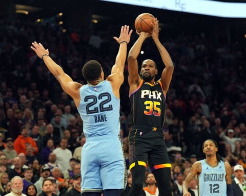 Kevin Durant becomes eighth player in NBA history to hit 30,000-point mark as Phoenix Suns fall to Memphis Grizzlies