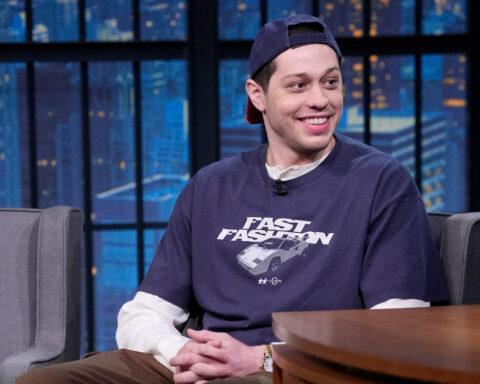 Pete Davidson shows off his ink-free body as an ‘official boyfriend’