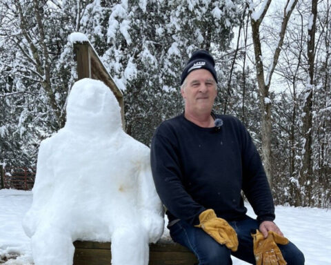 Man uses freezing weather to make frozen friends