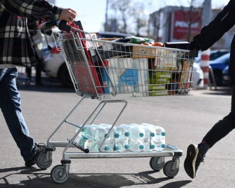 German inflation remains flat at 2.8% in January