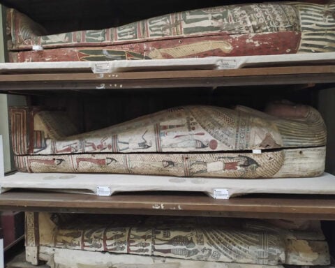 The scent of the mummy. Research discovers ancient Egyptian remains smell nice