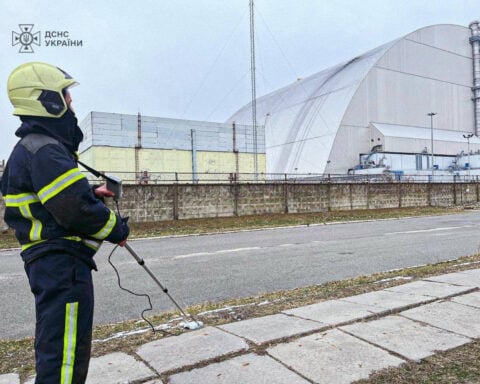 Russia calls Zelenskiy accusation over Chornobyl plant stage-managed 'nuclear blackmail'