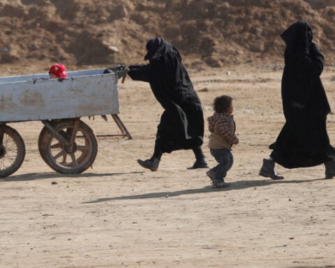 US aid cuts risk riots, breakouts at Islamic State-linked camps in Syria
