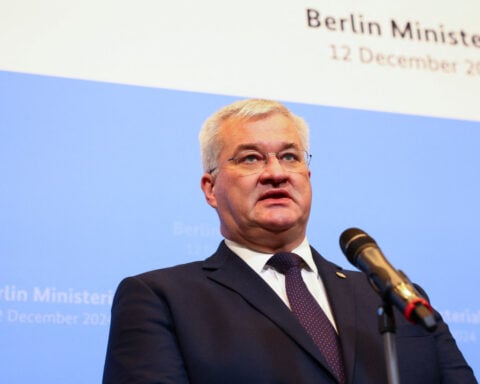 Ukraine's senior officials discuss Kyiv's peace vision with China's foreign minister
