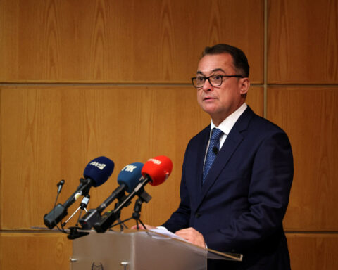 Germany at particular risk from US tariffs, Bundesbank warns