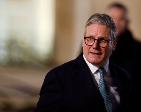 UK PM Starmer says U.S. must provide security guarantee for Ukraine to deter Russia