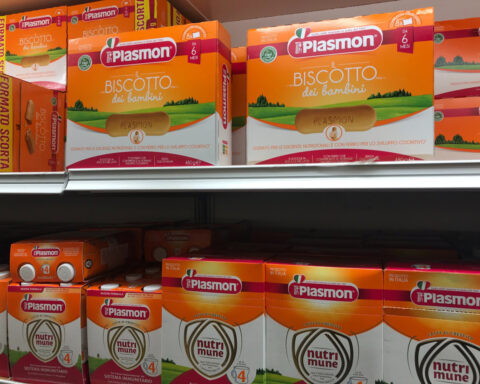 Kraft Heinz aims to sell its baby food brand Plasmon, sources say