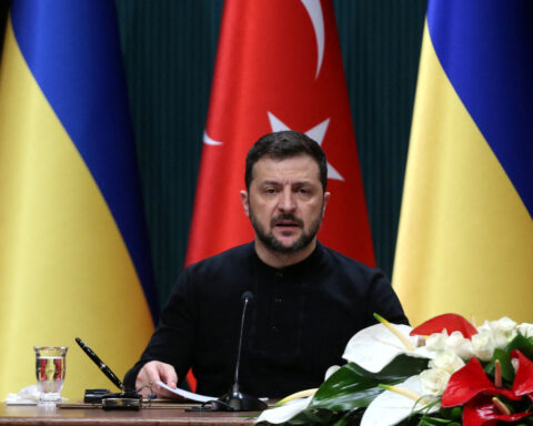 Zelenskiy says US minerals proposal needs work, Turkish media report