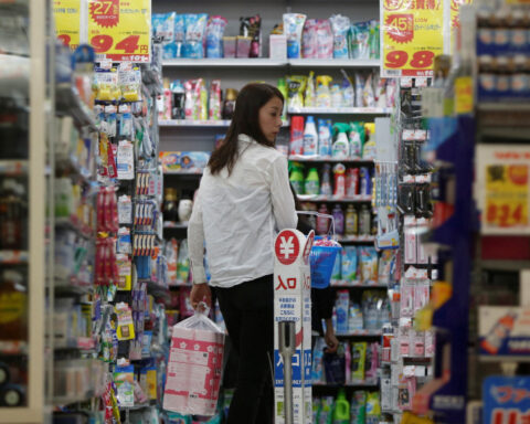 Japan sees moderate economic recovery, wary over Trump's tariffs