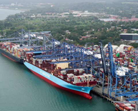 Senior US military leader visits Panama to discuss security, canal