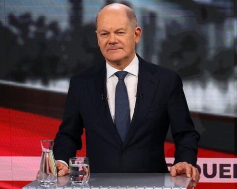 Scholz defends Ukraine as not to blame for war, underlines EU membership offer