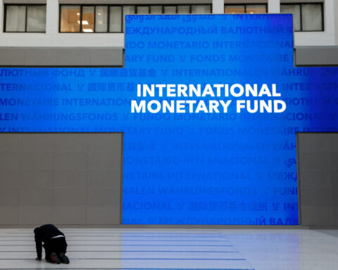 IMF mission starts talks on Ukraine loan programme review