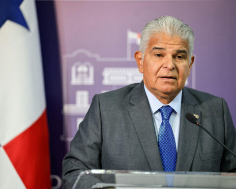 Panama President Mulino says foreign minister to reject talk of Chinese influence in meeting with U.S. military official