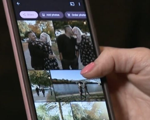 Brides say they haven't received their cherished wedding photos