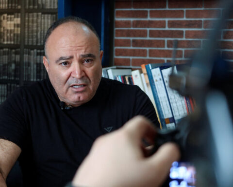 Tunisian judge releases prominent journalist Mohamed Boughalleb