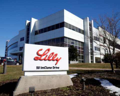 Eli Lilly bets big on weight-loss pill with $550 million inventory stockpile