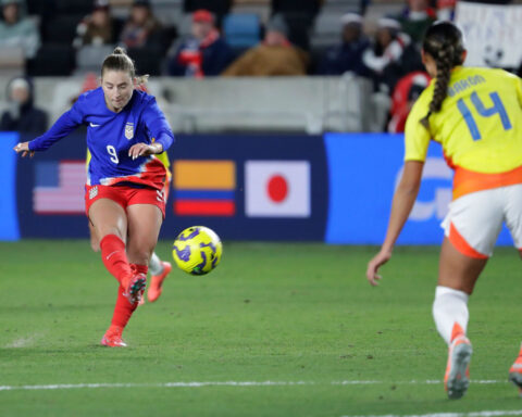 Ally Sentnor scores stunning goal as USWNT beats Colombia 2-0 in SheBelieves Cup opener