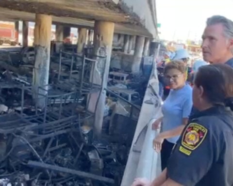Los Angeles mayor removes fire chief over handling of wildfires