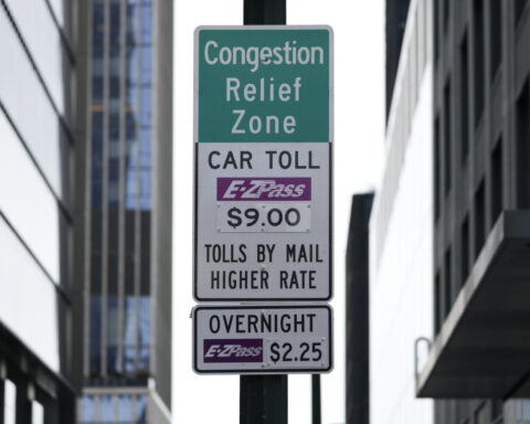 Hochul says she made a case to Trump for NYC's congestion pricing, yet predicts courts will decide