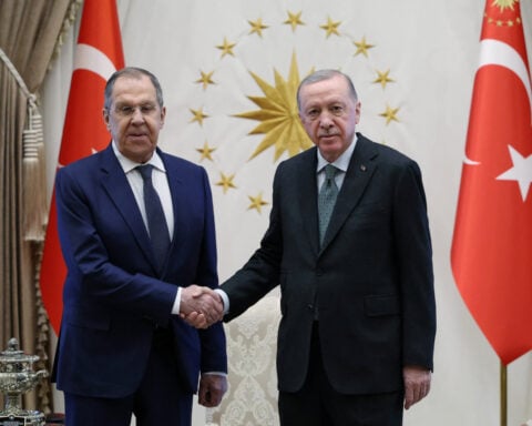 Turkey offers to host possible Ukraine-Russia talks