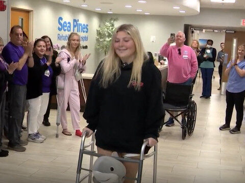 Woman heads home from rehab hospital after surviving shark attack in Bahamas