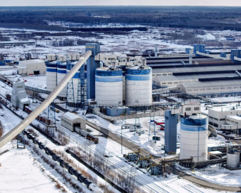 Alcoa warns Trump's aluminum tariff could cost 100,000 US jobs