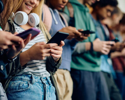What are your kids saying on the internet: Your guide to current internet slang