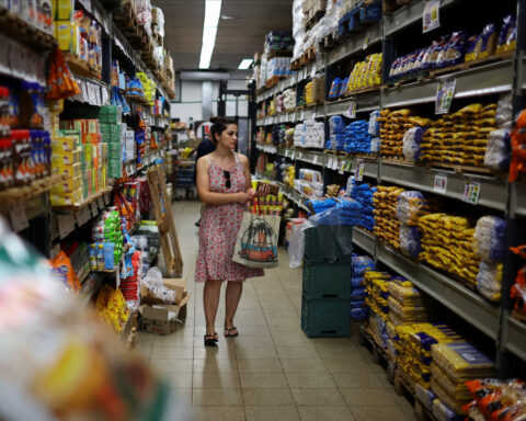 Argentina economic activity expands at fastest pace in two-and-a-half years