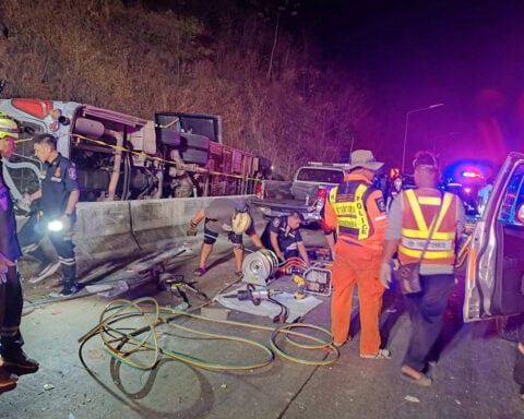 Thailand bus accident leaves 18 dead, police say