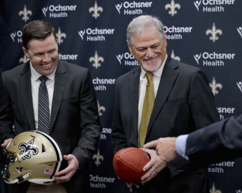 Saints GM and coach indicate they plan to stick with QB Derek Carr