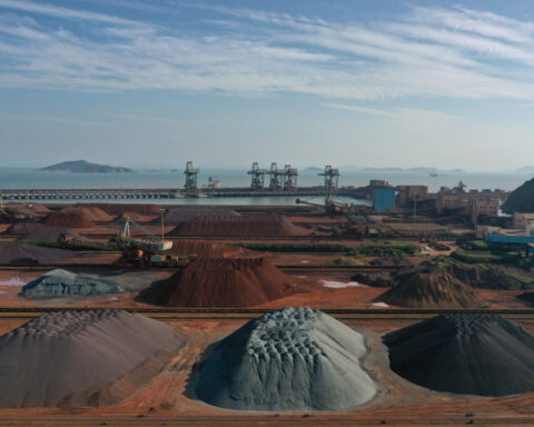 Iron ore dips on Chinese export woes, but resilient demand limits losses