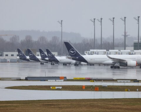 Munich, Hamburg airports hit by 2-day strike in wage dispute