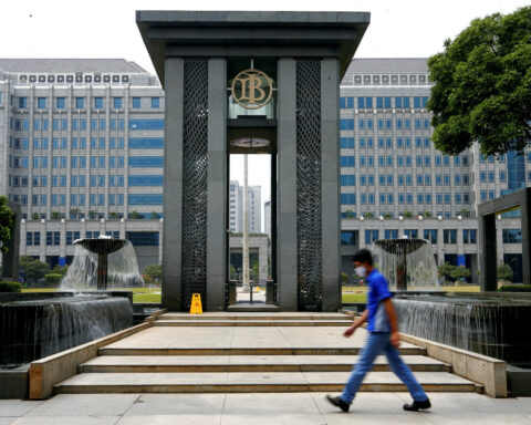 Bank Indonesia intervenes after rupiah falls to 5-year low against dollar