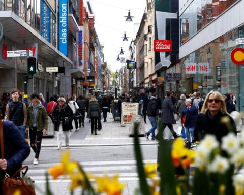 Swedish GDP grows faster than expected in Q4