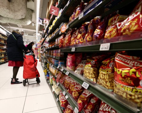 French inflation below 1% for first time in 4 years in February, preliminary data shows