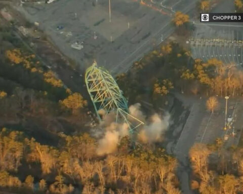 Watch former world's tallest and fastest roller coaster being imploded