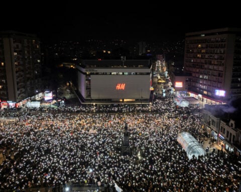 Serbians hold silent protest to honour railway station victims