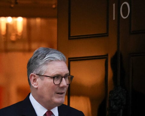 UK, France and Ukraine will present peace deal to Trump, Starmer says