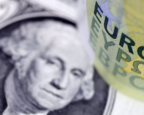 Euro firms on Ukraine hopes, Trump knocks Mexican peso and Canadian dollar