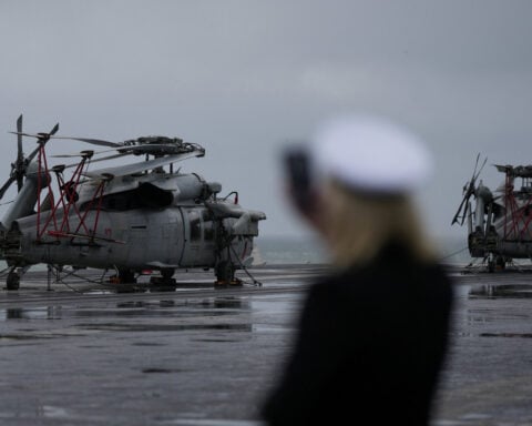 US aircraft carrier visits South Korea in show of force against North Korea