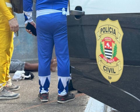 ‘It’s morphin’ time!’ Police disguised as Power Rangers patrol Carnival in São Paulo