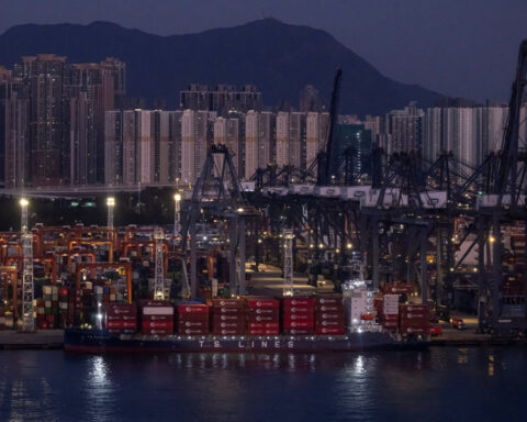 Instant View: China to impose extra tariffs of 10%-15% on various US farm products