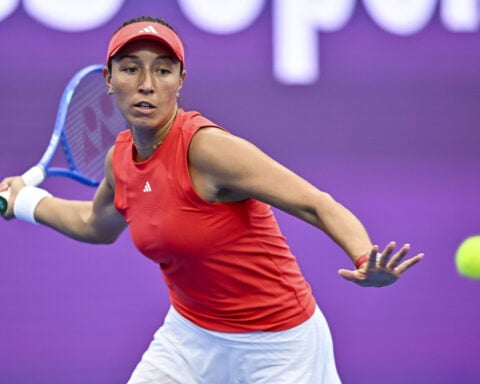 Tennis star Jessica Pegula flies fellow players from Texas to California in private jet