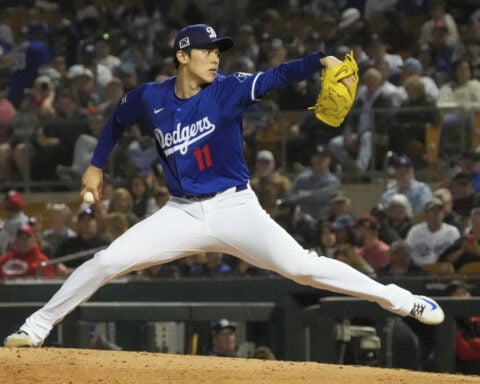 Roki Sasaki pitches 3 scoreless innings in his spring debut with the Dodgers